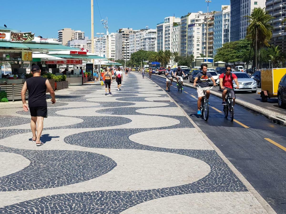 Copacabana Sides - Rio de Janeiro — Photos 3
